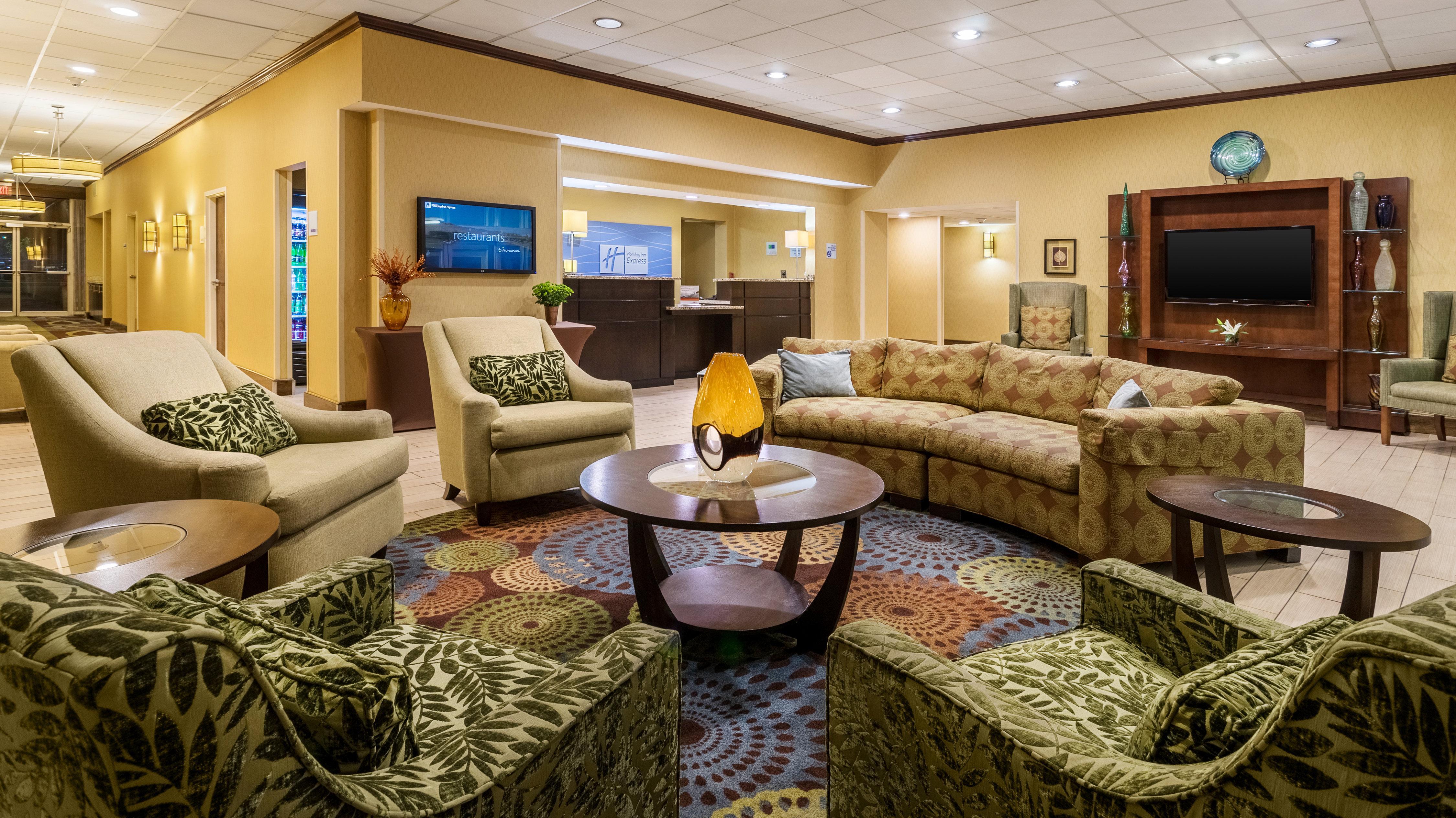 Holiday Inn Express Charleston-Civic Center By Ihg Exterior foto