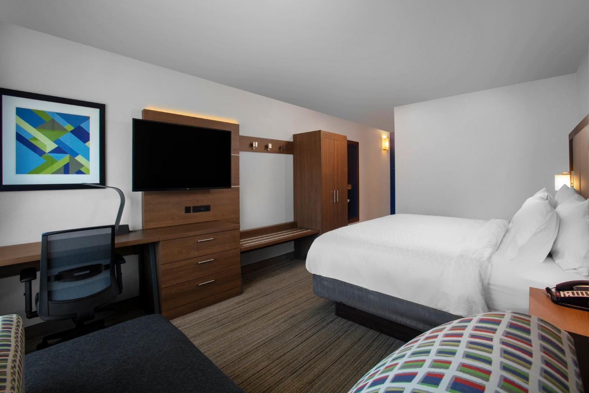 Holiday Inn Express Charleston-Civic Center By Ihg Exterior foto